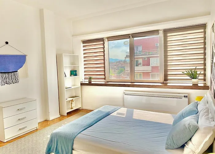 1Bdr Flat In Center Of Sofia Vitoshka Blvd