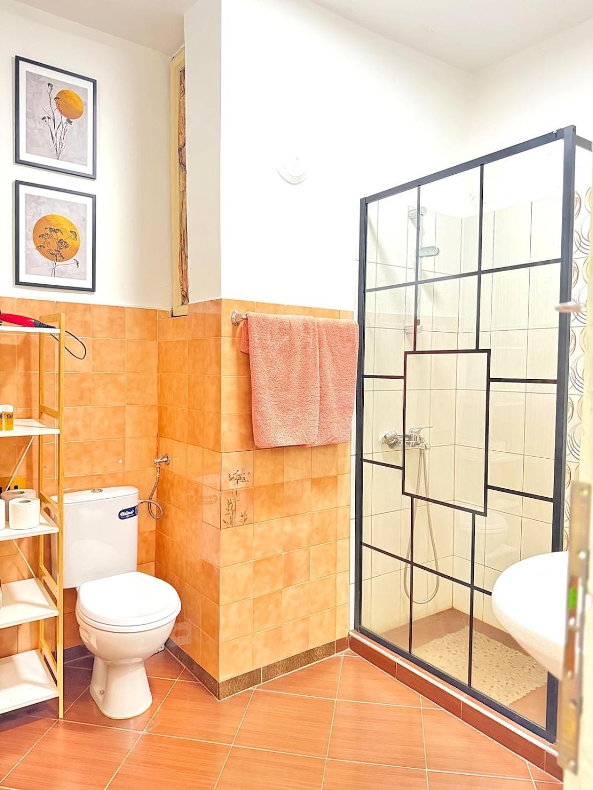 1bdr Flat In Center Of Vitoshka Blvd * סופיה