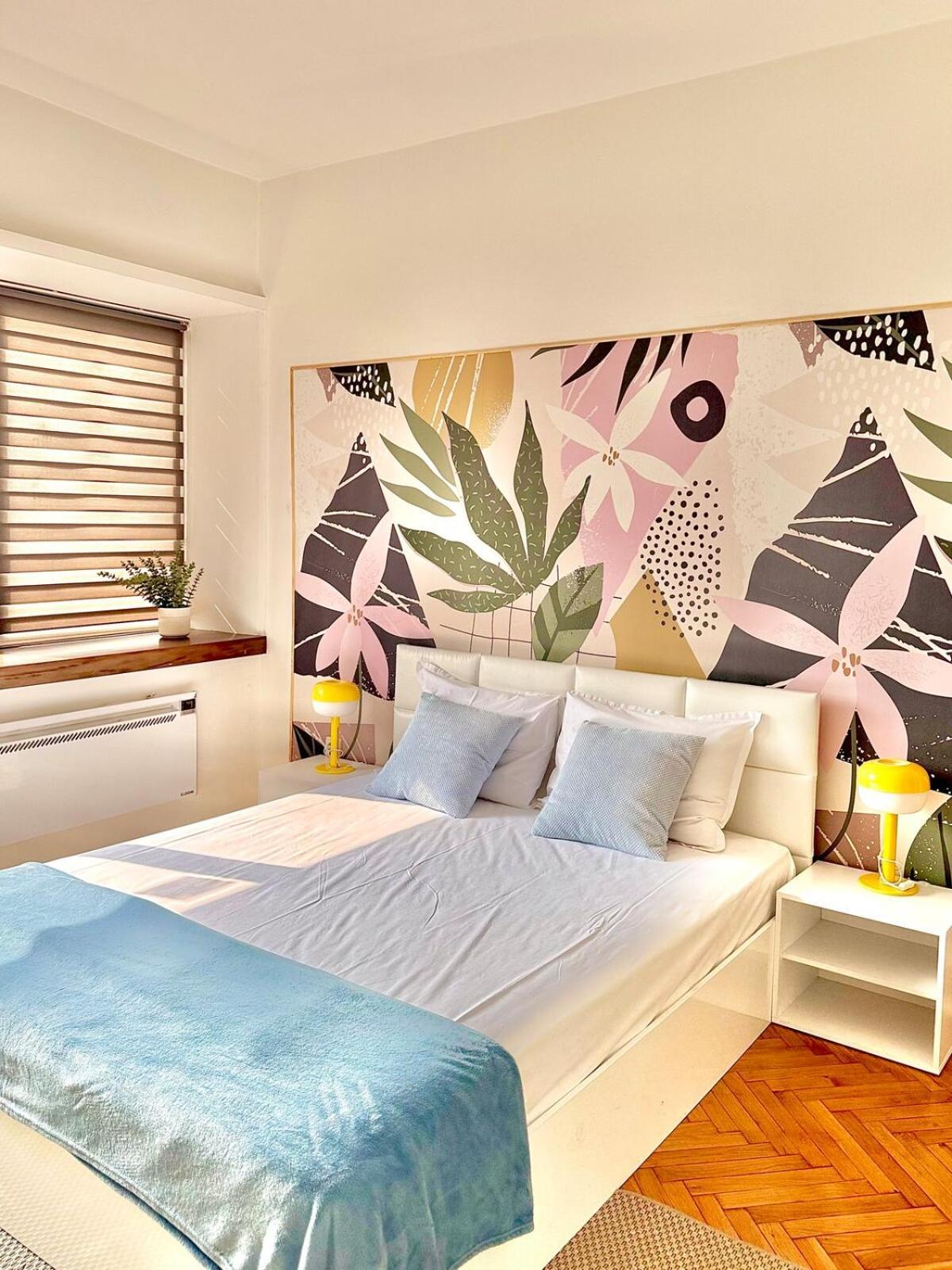 דירה 1bdr Flat In Center Of Vitoshka Blvd סופיה